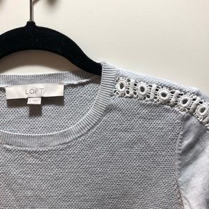 Loft Gray/white thermal top